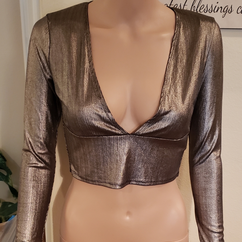 EXCELLENT CONDITION! FOREVER 21 LONG SLEEVE TOP
